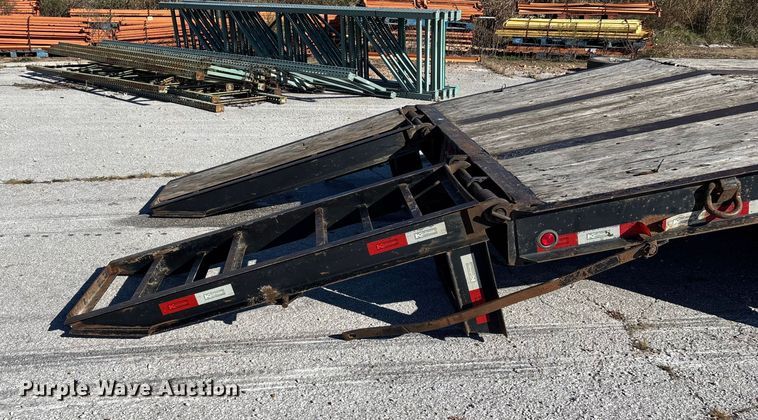 image for item ED2336 2014 Kaufman drop deck equipment trailer