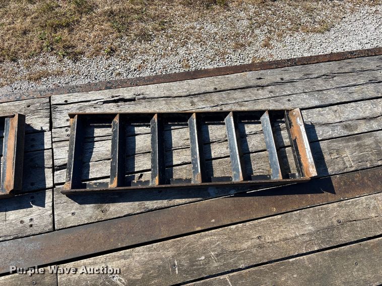 image for item ED2336 2014 Kaufman drop deck equipment trailer