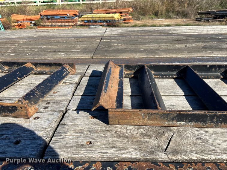 image for item ED2336 2014 Kaufman drop deck equipment trailer