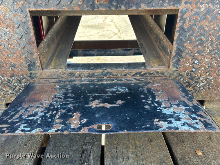 image for item ED2336 2014 Kaufman drop deck equipment trailer