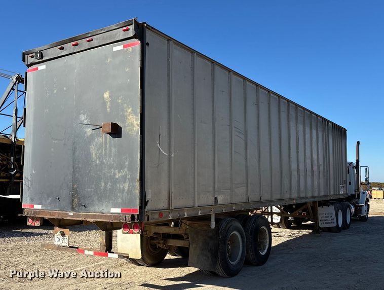 image for item ED2347 1973 Fruehauf dry van trailer