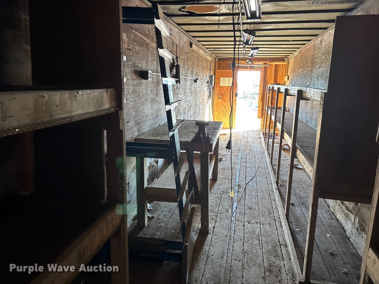 image for item ED2347 1973 Fruehauf dry van trailer