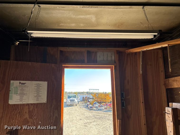 image for item ED2347 1973 Fruehauf dry van trailer