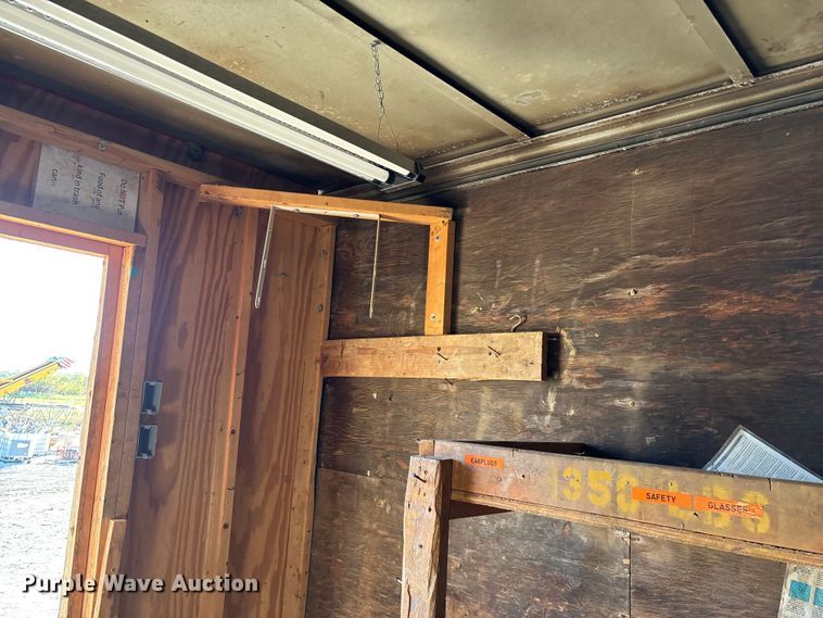 image for item ED2347 1973 Fruehauf dry van trailer