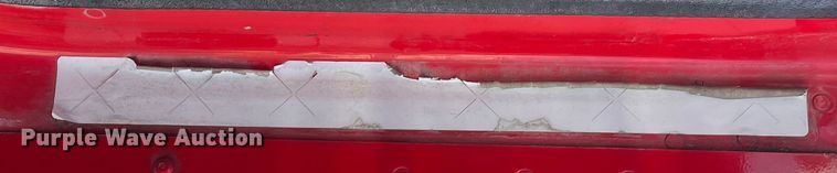 image for item ED2359 2004 Freightliner Columbia semi truck