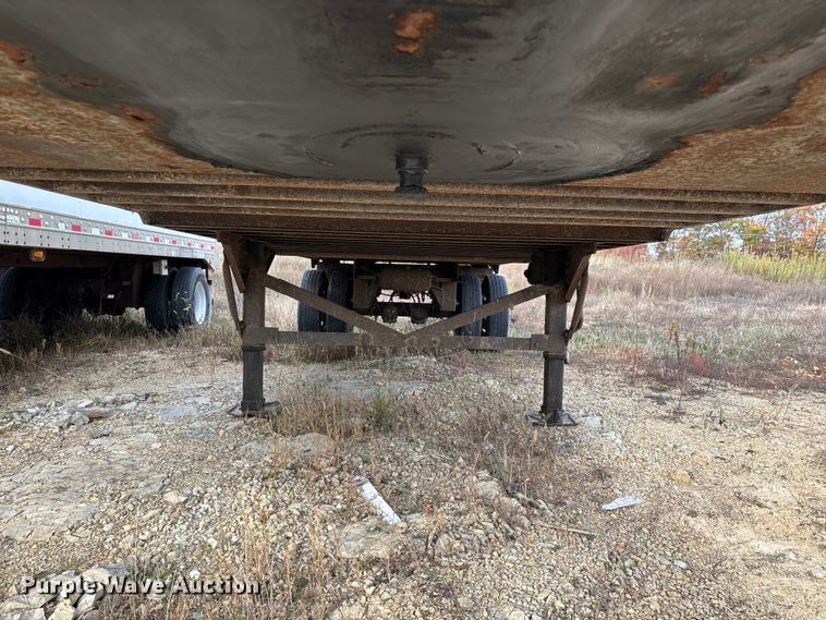 image for item ED2369 2007 Great Dane dry van trailer