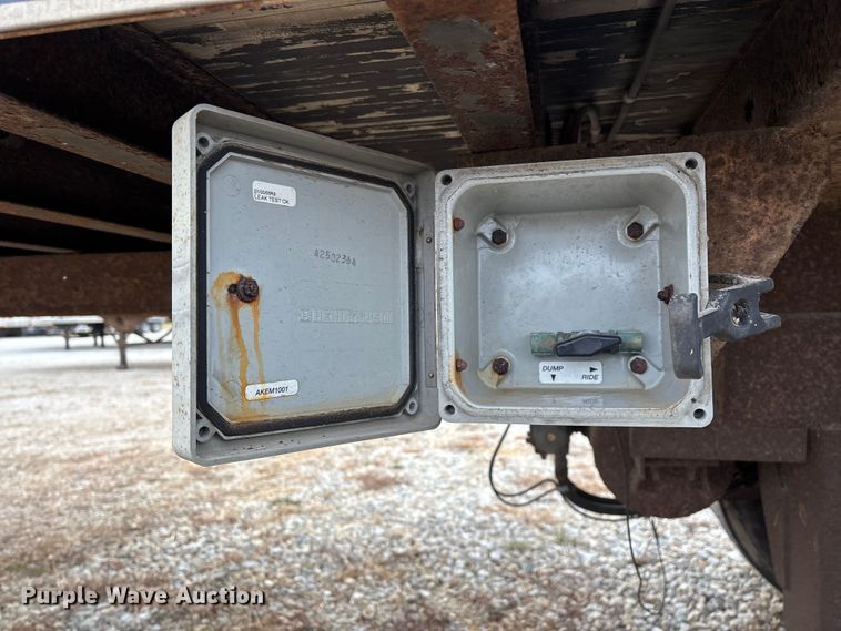 image for item ED2370 2006 Great Dane dry van trailer