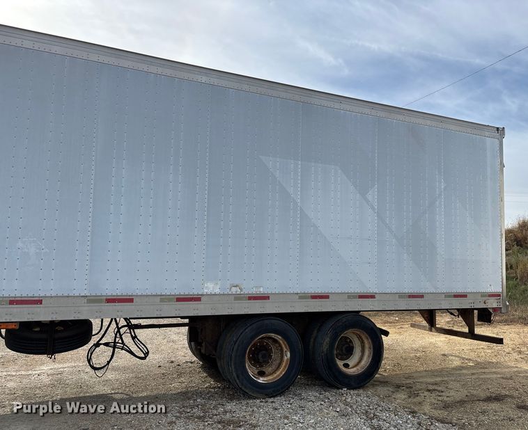 image for item ED2374 2000 Utility dry van trailer