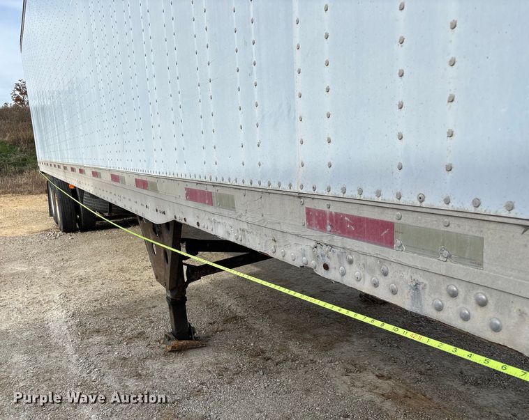 image for item ED2374 2000 Utility dry van trailer