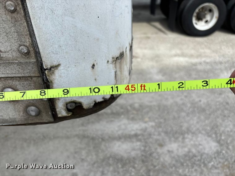 image for item ED2374 2000 Utility dry van trailer