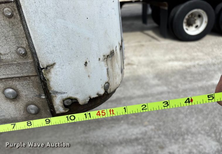 image for item ED2374 2000 Utility dry van trailer