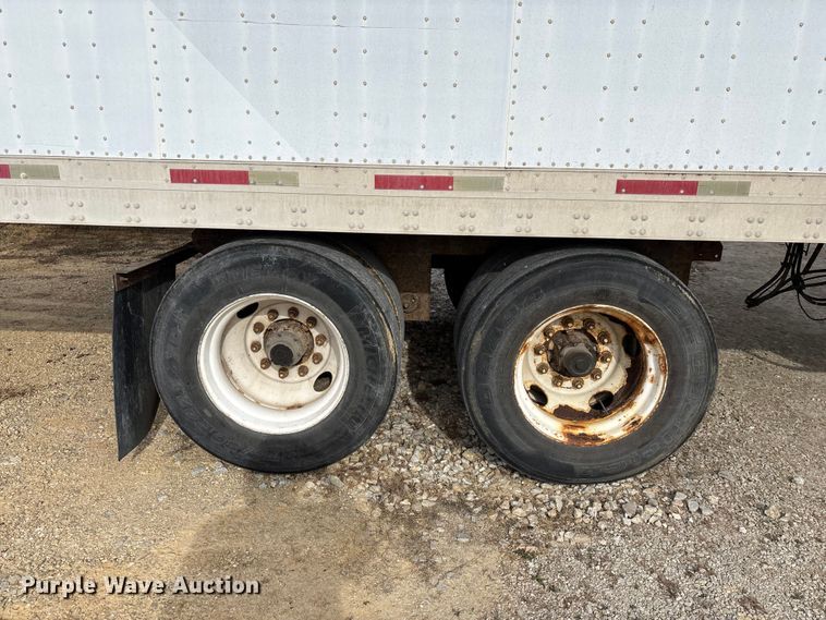 image for item ED2374 2000 Utility dry van trailer