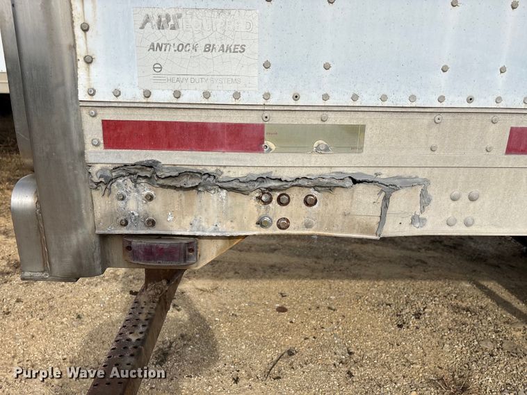 image for item ED2374 2000 Utility dry van trailer