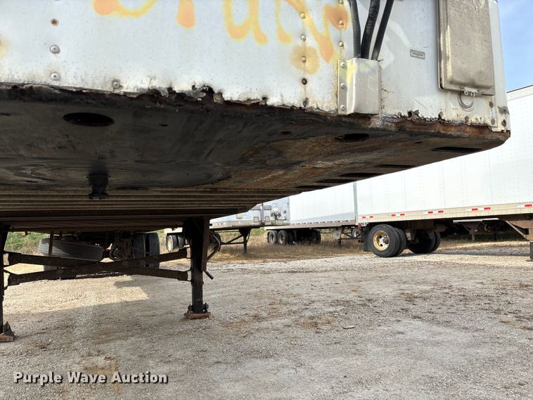 image for item ED2374 2000 Utility dry van trailer