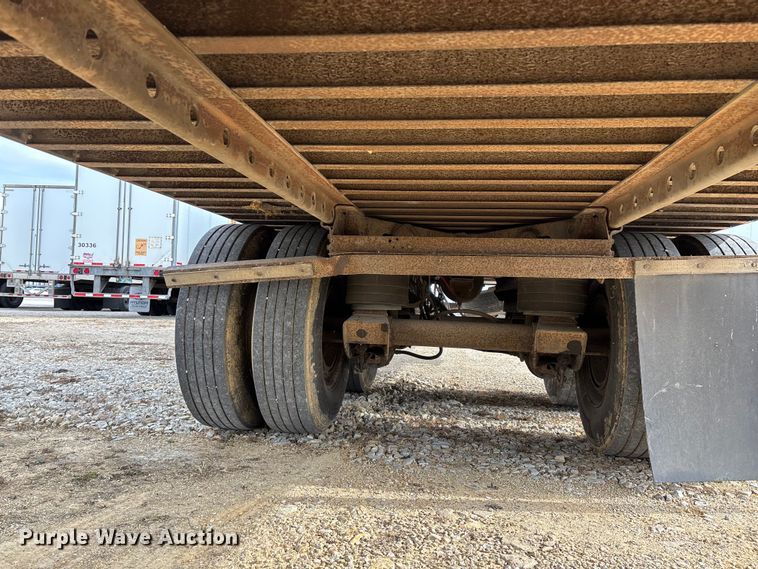 image for item ED2374 2000 Utility dry van trailer