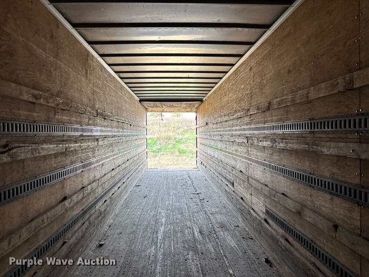 image for item ED2374 2000 Utility dry van trailer