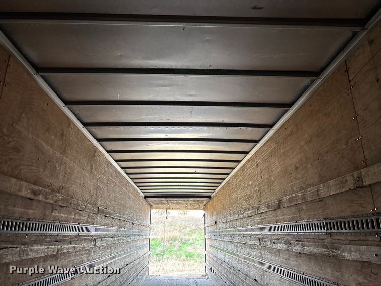 image for item ED2374 2000 Utility dry van trailer