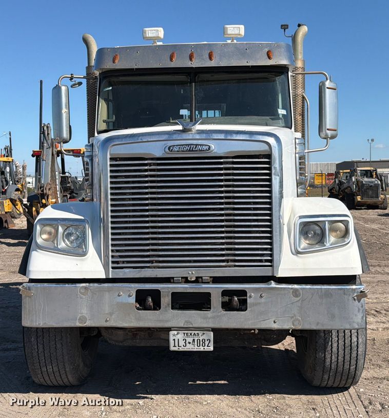 image for item ED4994 2013 Freightliner Coronado semi truck