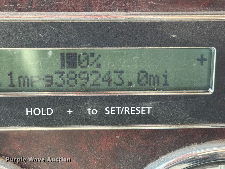 image for item ED4994 2013 Freightliner Coronado semi truck