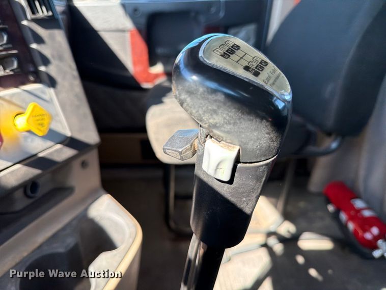 image for item ED4994 2013 Freightliner Coronado semi truck