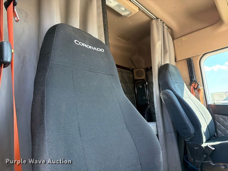 image for item ED4994 2013 Freightliner Coronado semi truck