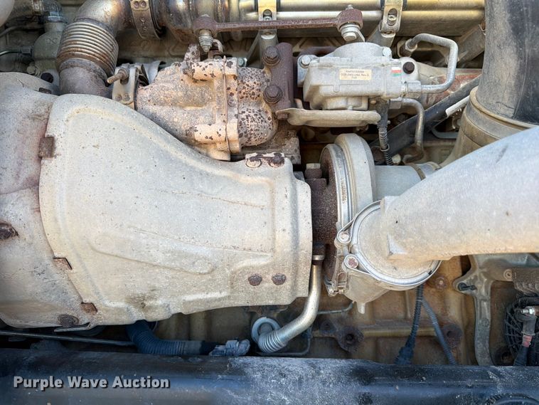 image for item ED4994 2013 Freightliner Coronado semi truck