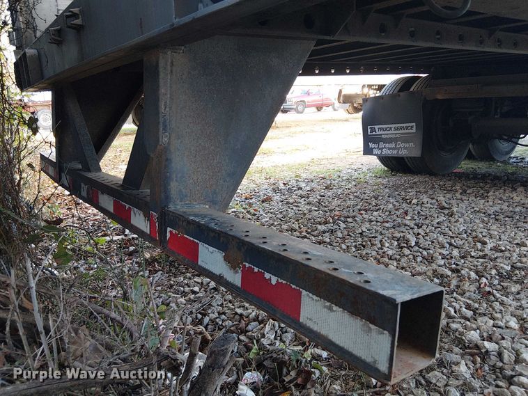 image for item EE1379 2009 Utility Trailer Manufacturer refrigerated van trailer