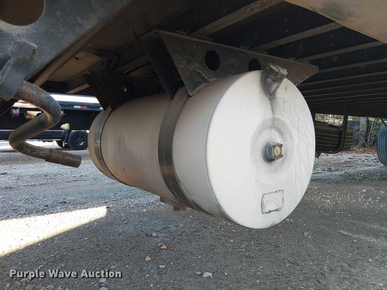 image for item EE1379 2009 Utility Trailer Manufacturer refrigerated van trailer