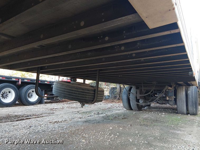 image for item EE1379 2009 Utility Trailer Manufacturer refrigerated van trailer