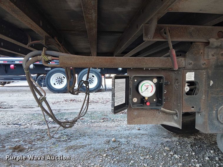 image for item EE1379 2009 Utility Trailer Manufacturer refrigerated van trailer