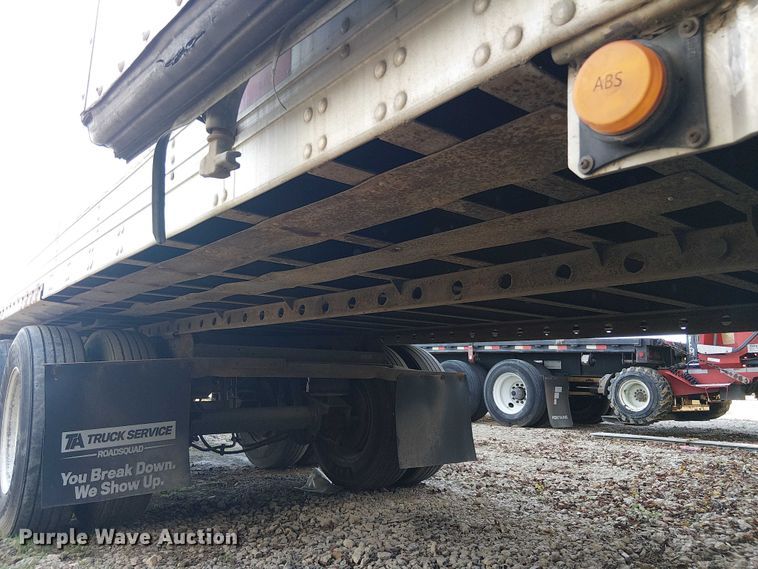 image for item EE1379 2009 Utility Trailer Manufacturer refrigerated van trailer