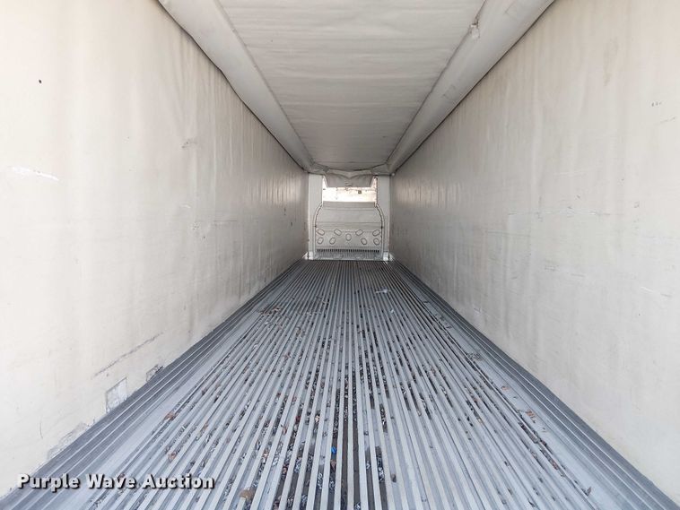 image for item EE1379 2009 Utility Trailer Manufacturer refrigerated van trailer