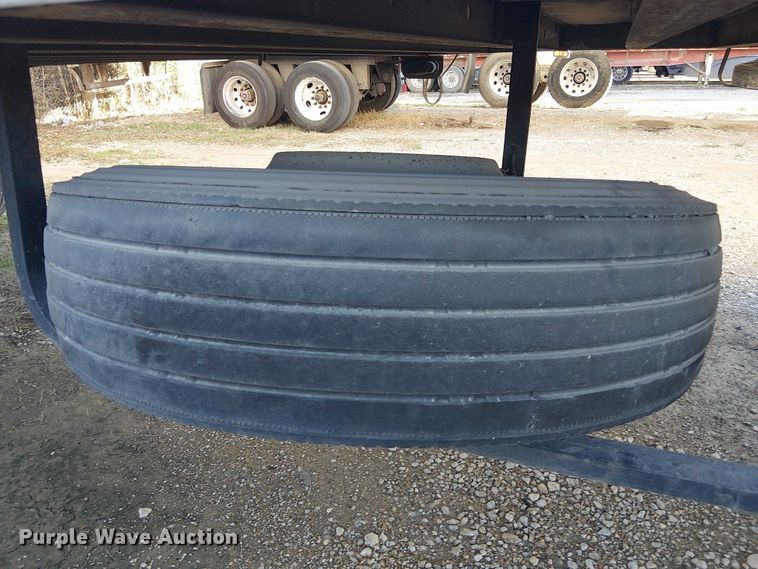 image for item EE1379 2009 Utility Trailer Manufacturer refrigerated van trailer