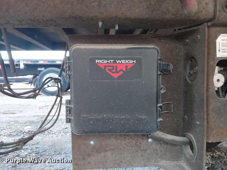 image for item EE1379 2009 Utility Trailer Manufacturer refrigerated van trailer