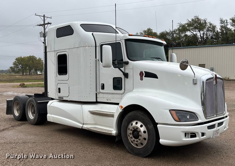 CAMIóN CAMAROTE 2011 KENWORTH