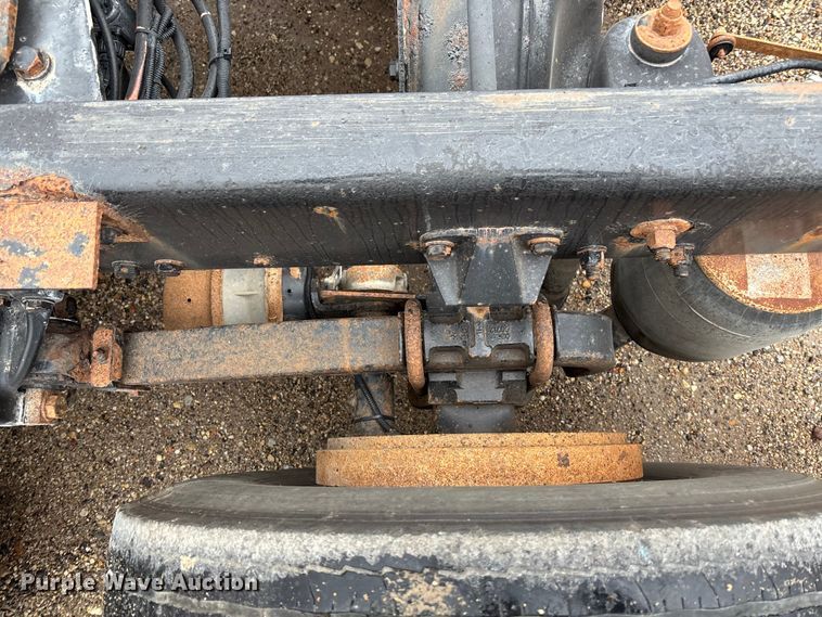 image for item EE4222 2011 Kenworth T660 semi truck