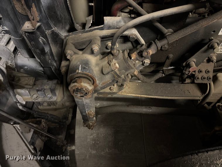 image for item EE4222 2011 Kenworth T660 semi truck