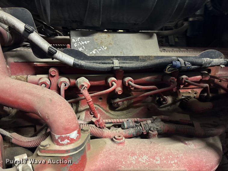 image for item EE4222 2011 Kenworth T660 semi truck