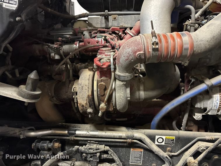 image for item EE4222 2011 Kenworth T660 semi truck