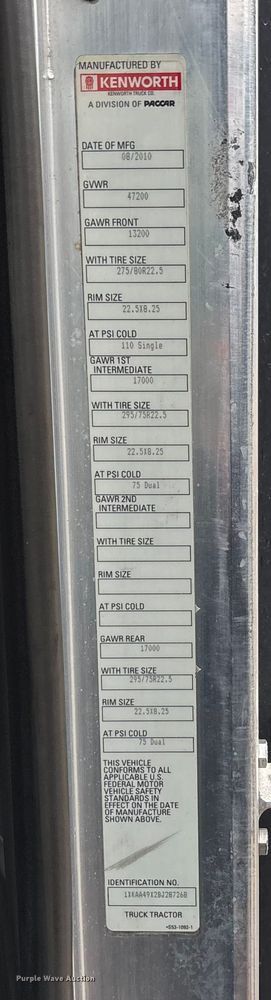 image for item EE4222 2011 Kenworth T660 semi truck