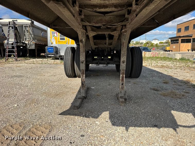 image for item EF2232 1999 Hilbilt end dump trailer