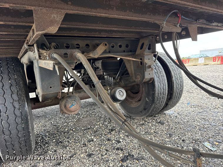 image for item EF2235 2014 Stoughton dry van trailer