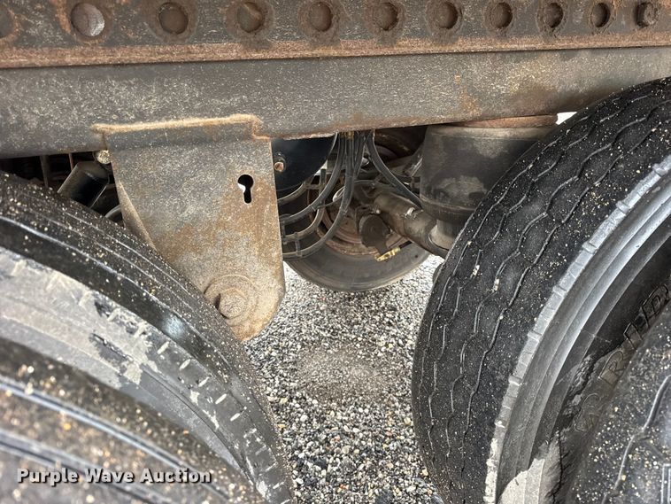 image for item EF2235 2014 Stoughton dry van trailer