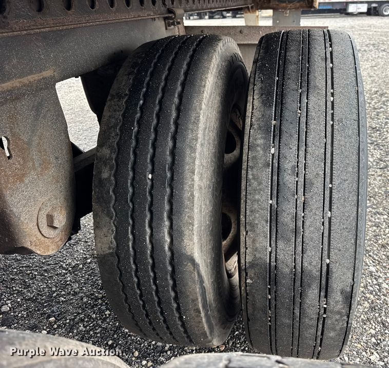 image for item EF2235 2014 Stoughton dry van trailer