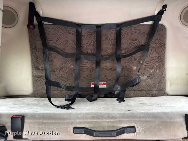 image for item EF2238 2015 Volvo VNL semi truck