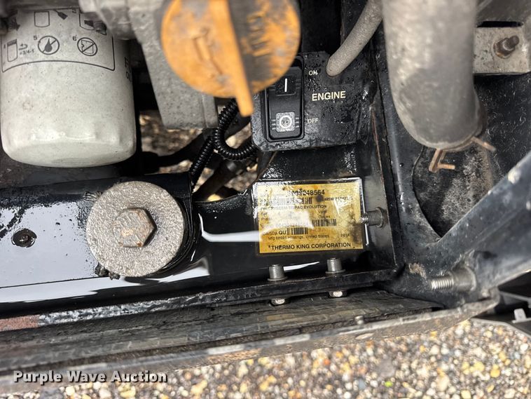 image for item EF2240 2015 Volvo VNL semi truck