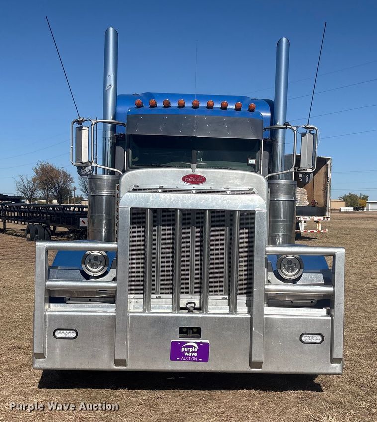 CAMIóN CAMAROTE 2007 PETERBILT