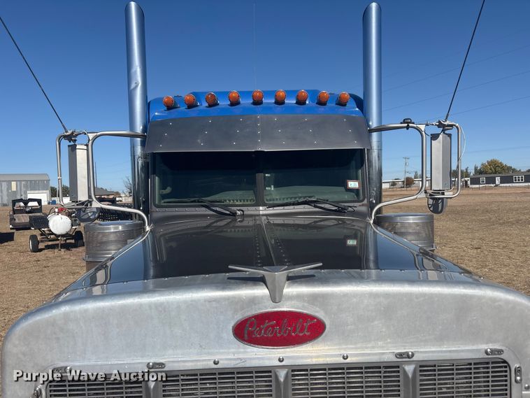 image for item EF6162 2007 Peterbilt 379 semi truck