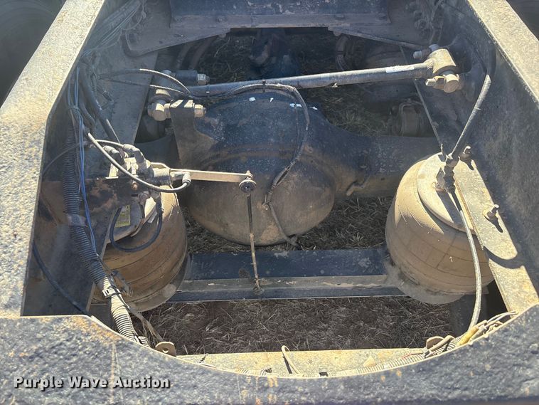 image for item EF6162 2007 Peterbilt 379 semi truck