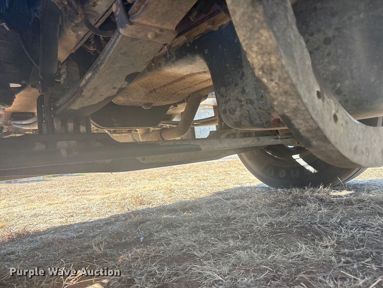 image for item EF6162 2007 Peterbilt 379 semi truck